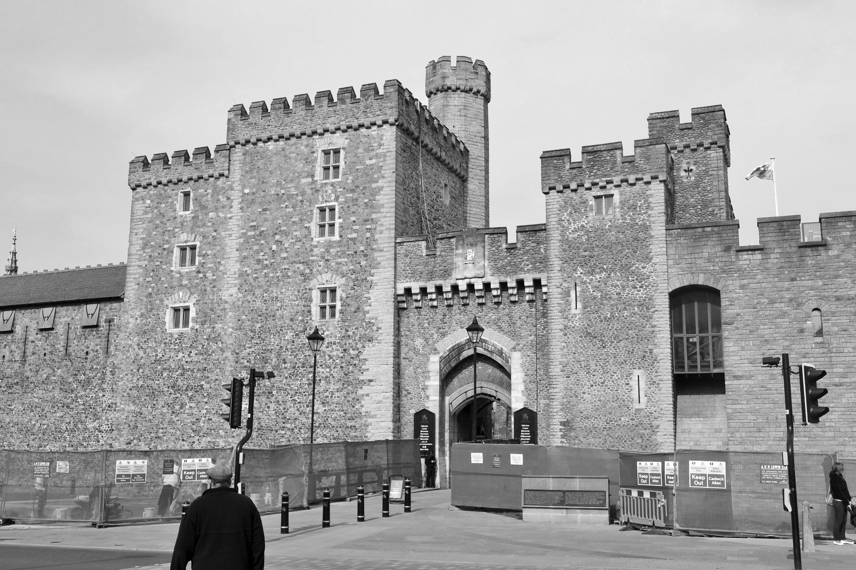Cardiff Castle (content-cardiffcastle.jpg)